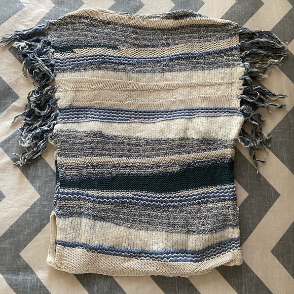 Ecote fringe sweater tank - Picture 2 of 5